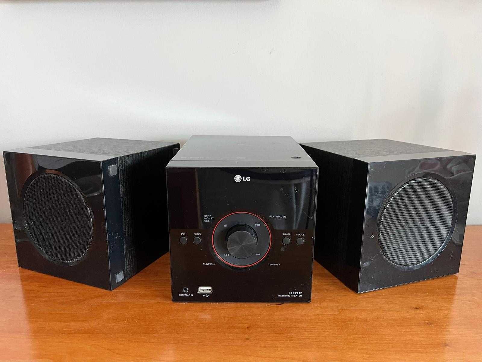 Aparelhagem Hi-Fi LG XB 12 com Radio, CD e USB com comando