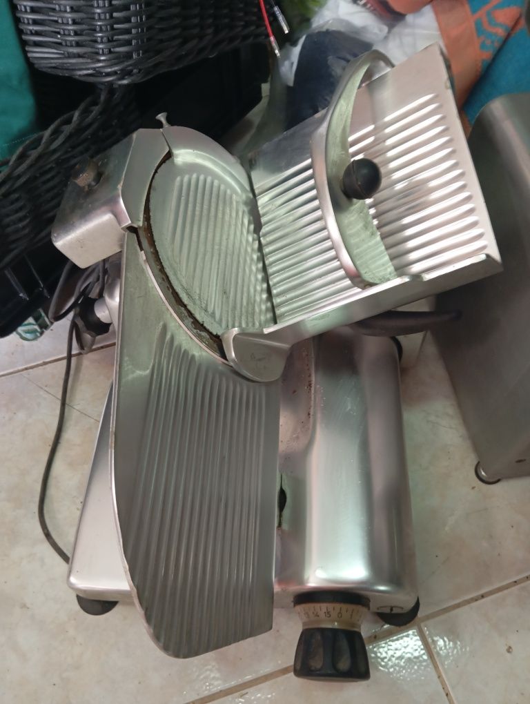Picadora .balança.fiambreira.tudo profissional