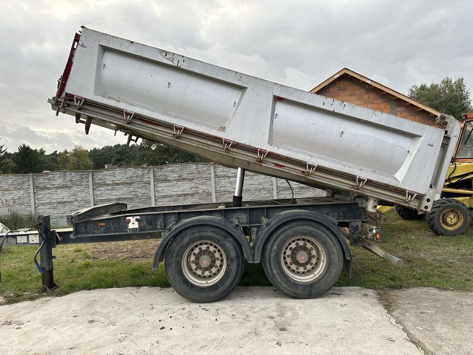 SCHMITZ CARGOBULL Przyczepa wywrotka 3 tandem 18t 2008r Rama ocynk