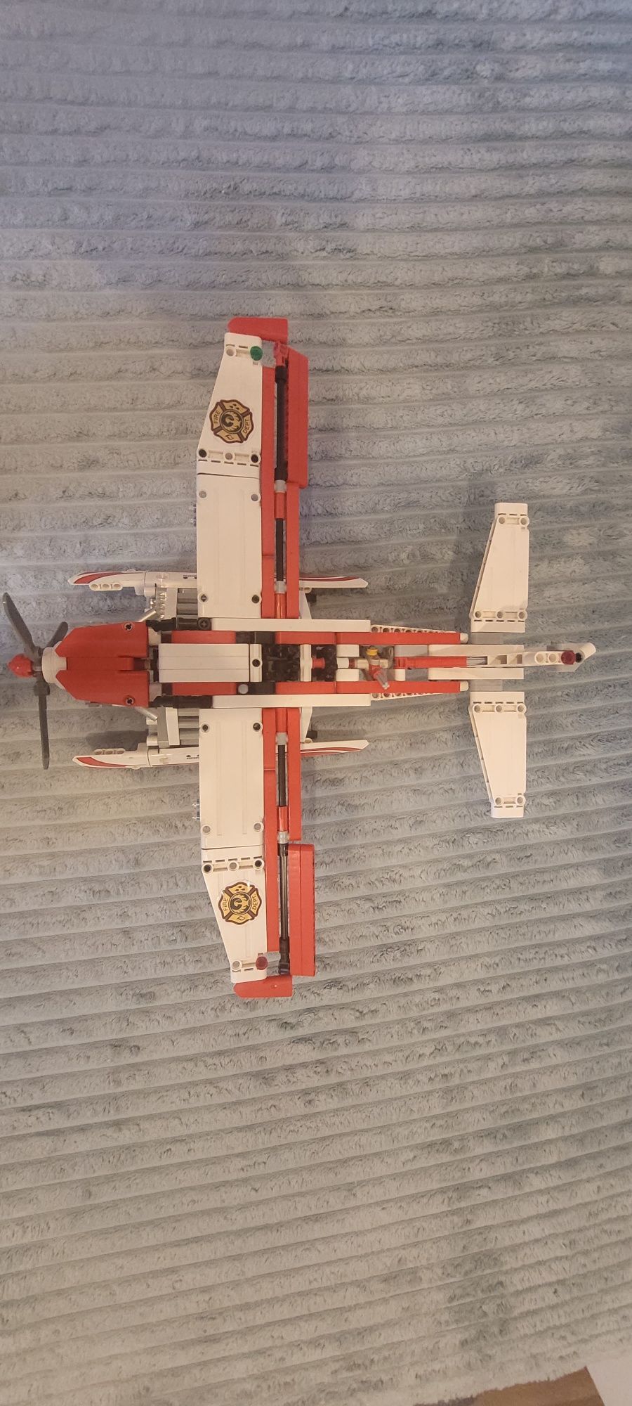 Klocki Lego Technic 42040 Samolot Strażacki 2w1