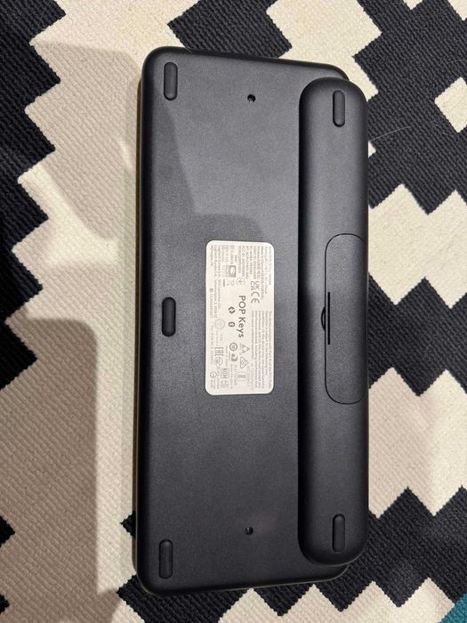 Klawiatura LOGITECH Pop Keys Black & Yellow