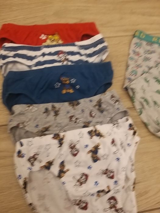 5x majtki plus 2 x gratis rozmiar 122/128 Smyk