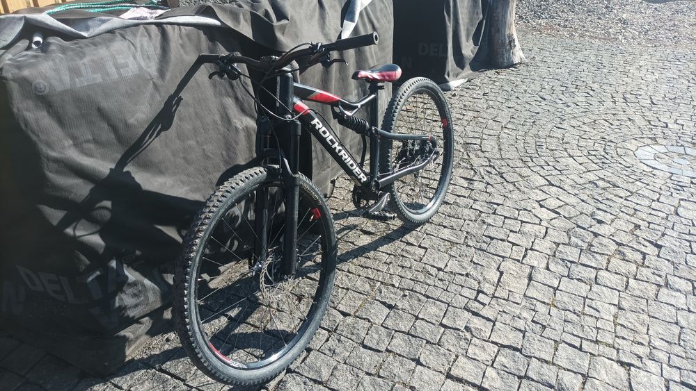 Велосипед двох підвіс