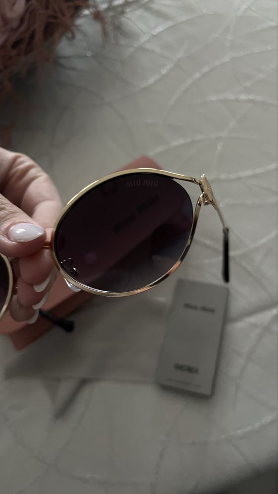 Oculos de Sol Miu Miu