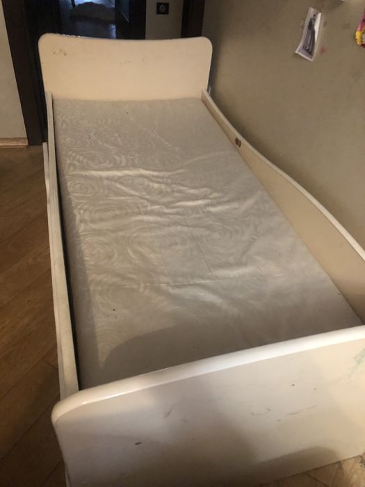 Продам детскую кровать