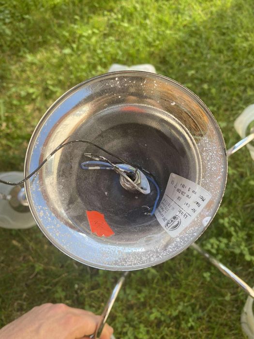 Srebrny duży żyrandol pieciokloszowy