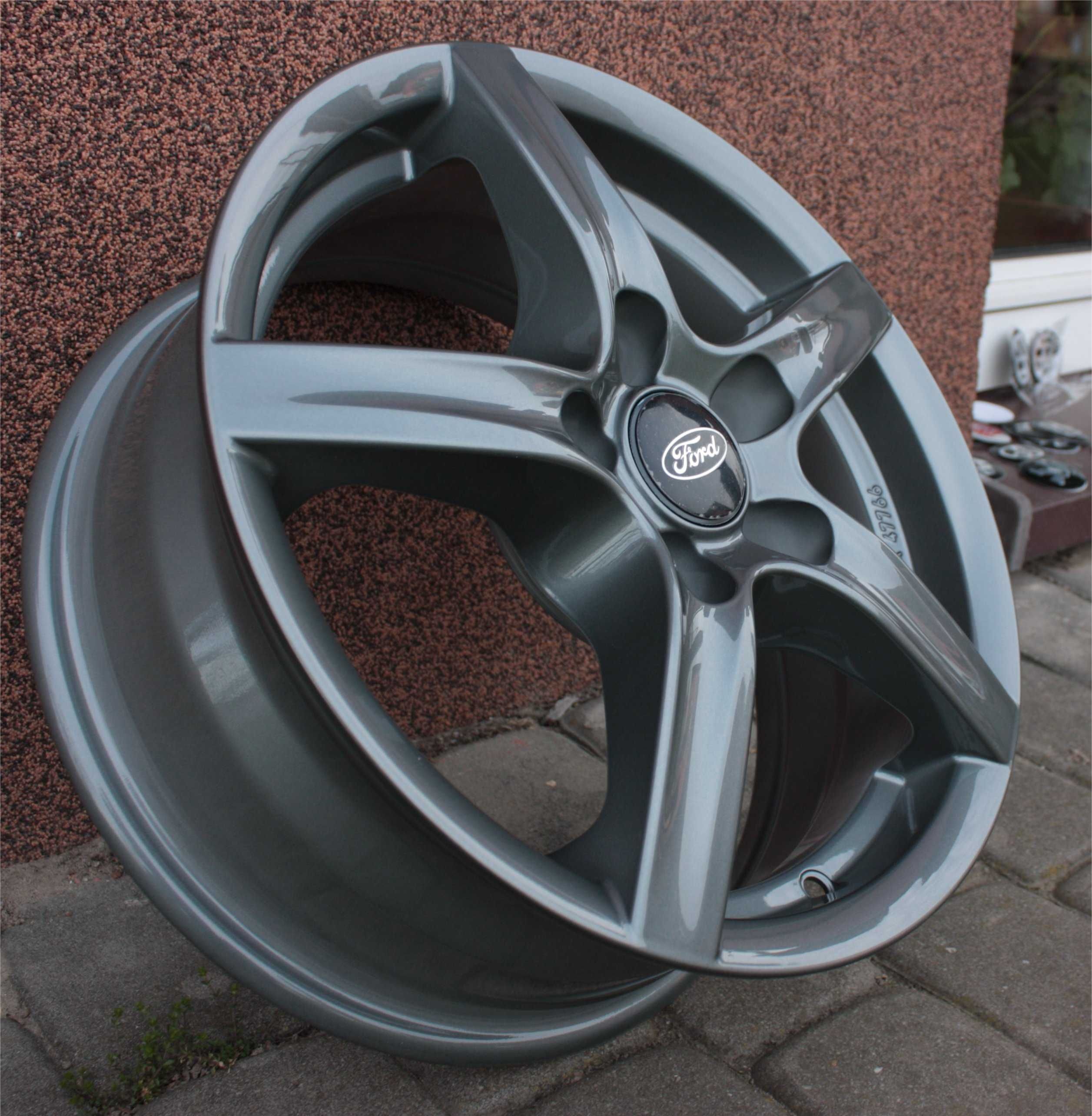 Nowe niemieckie alufelgi Alutec grip 15 5x112 et45 VW SKODA SEAT AUDI