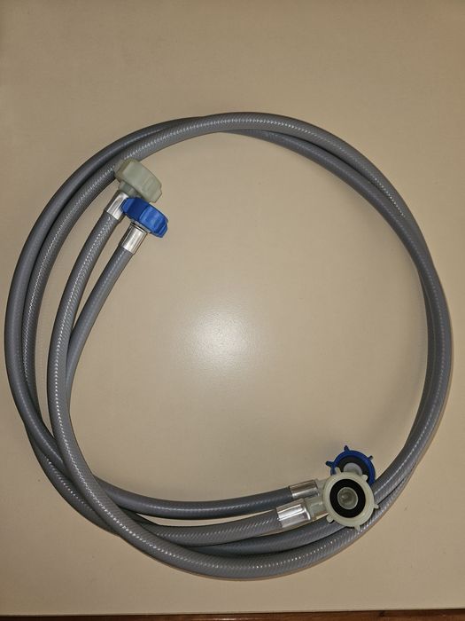 Шланг для подачі води