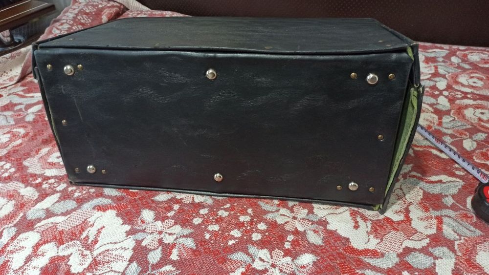 Валізка для швейної машинки Чайка