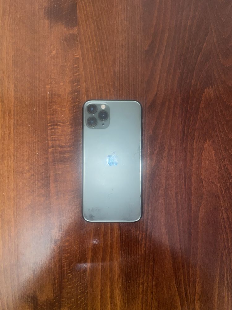 Телефон Iphone 11 PRO