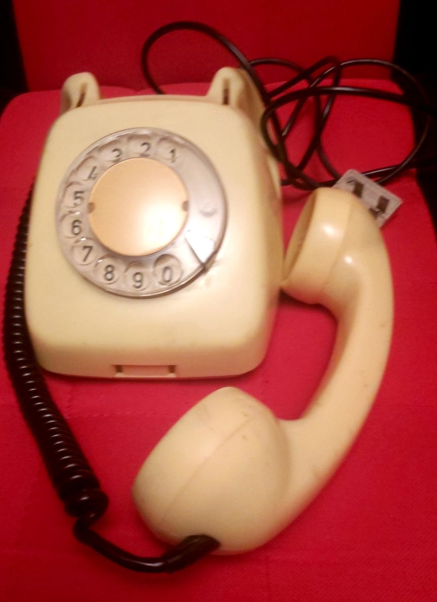 Telefon stacjonarny CB- 740 PRL