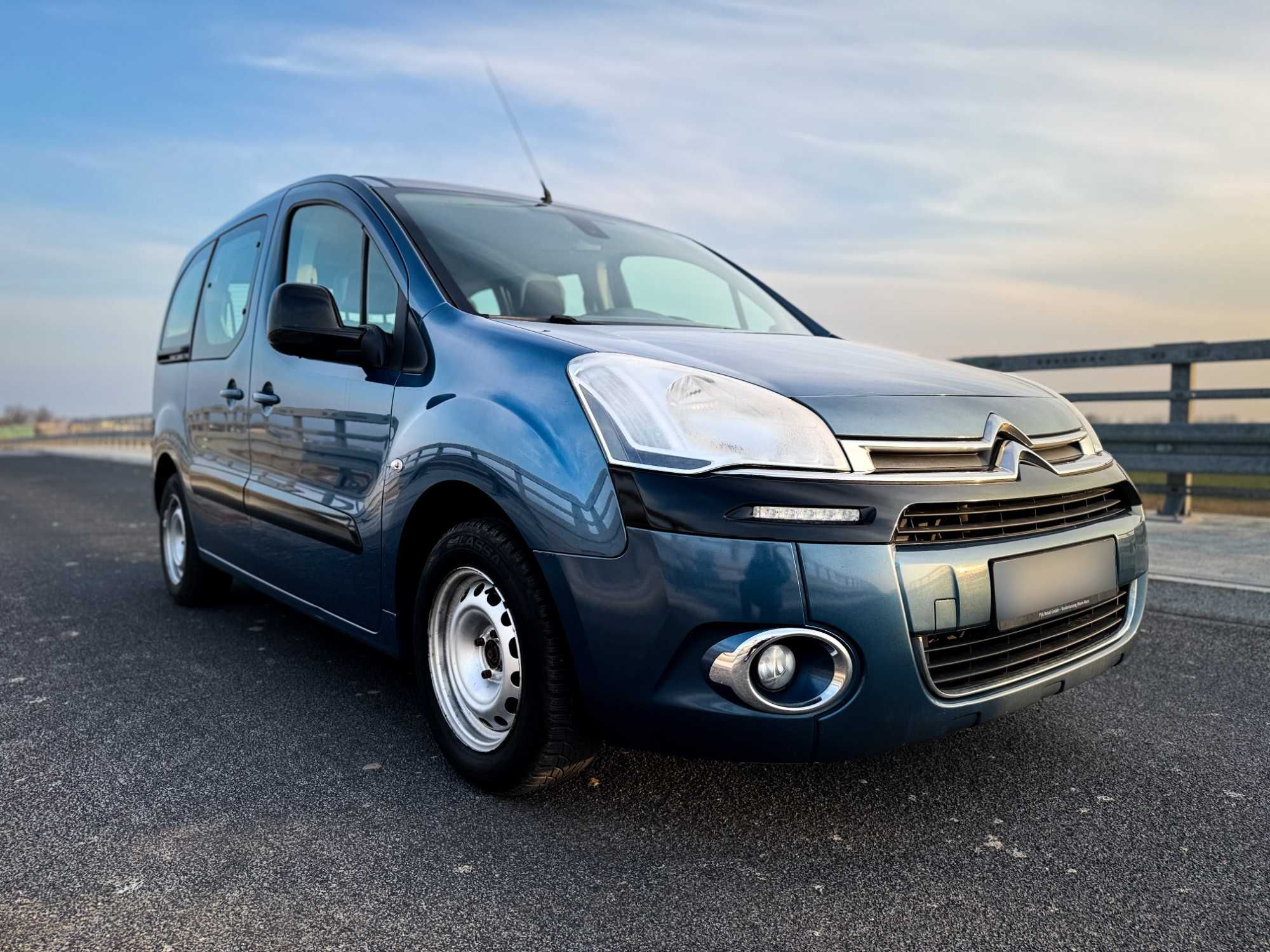 Citroen Berlingo WYPOŻYCZALNIA, WYNAJEM samochodu osobowego i busów