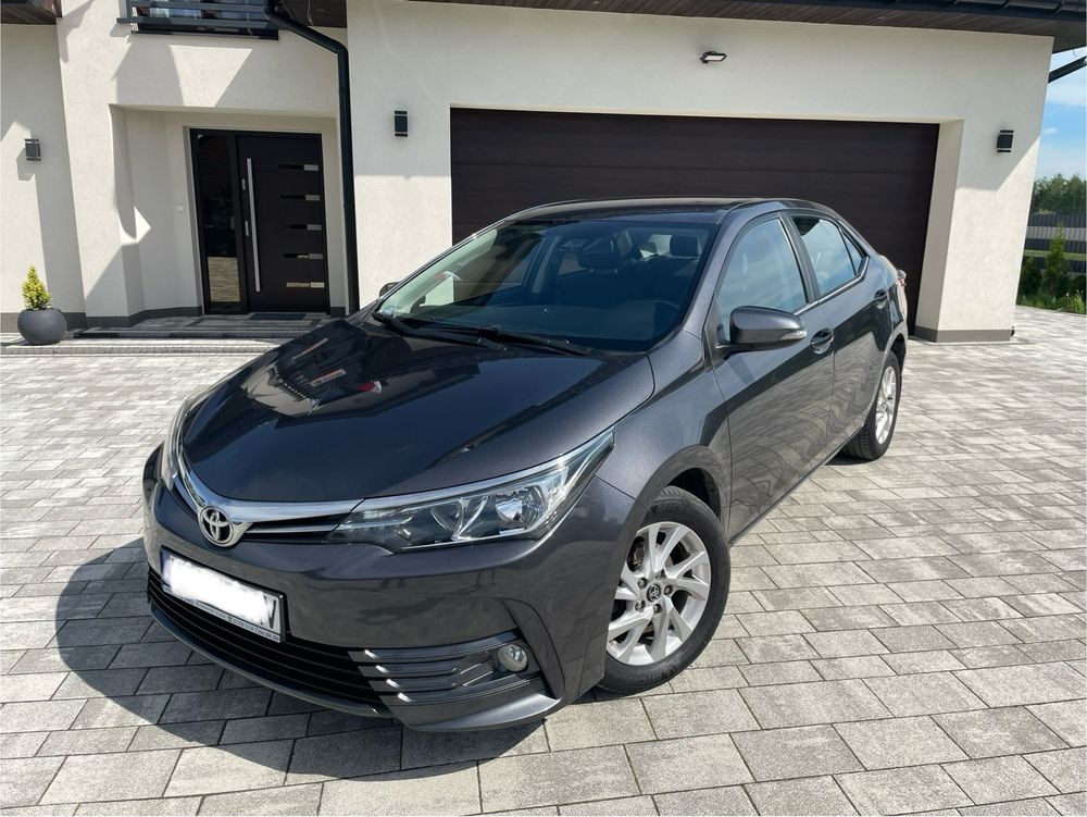 Toyota Corolla 1,6  salon PL