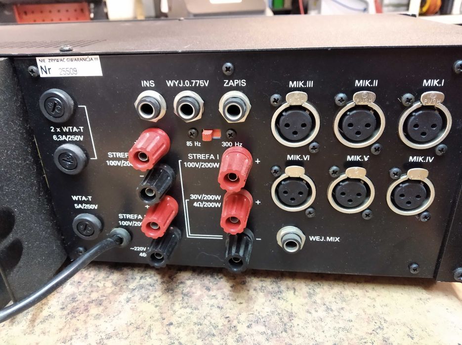 Wzmacniacz mikrofonowy WM 7203 elektronika