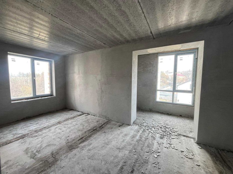 Простора 1 к квартира ЖК Студентський ЗДАНА секція переуступка