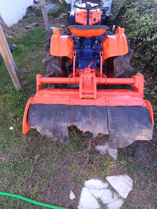 Kubota b7000 revisionado