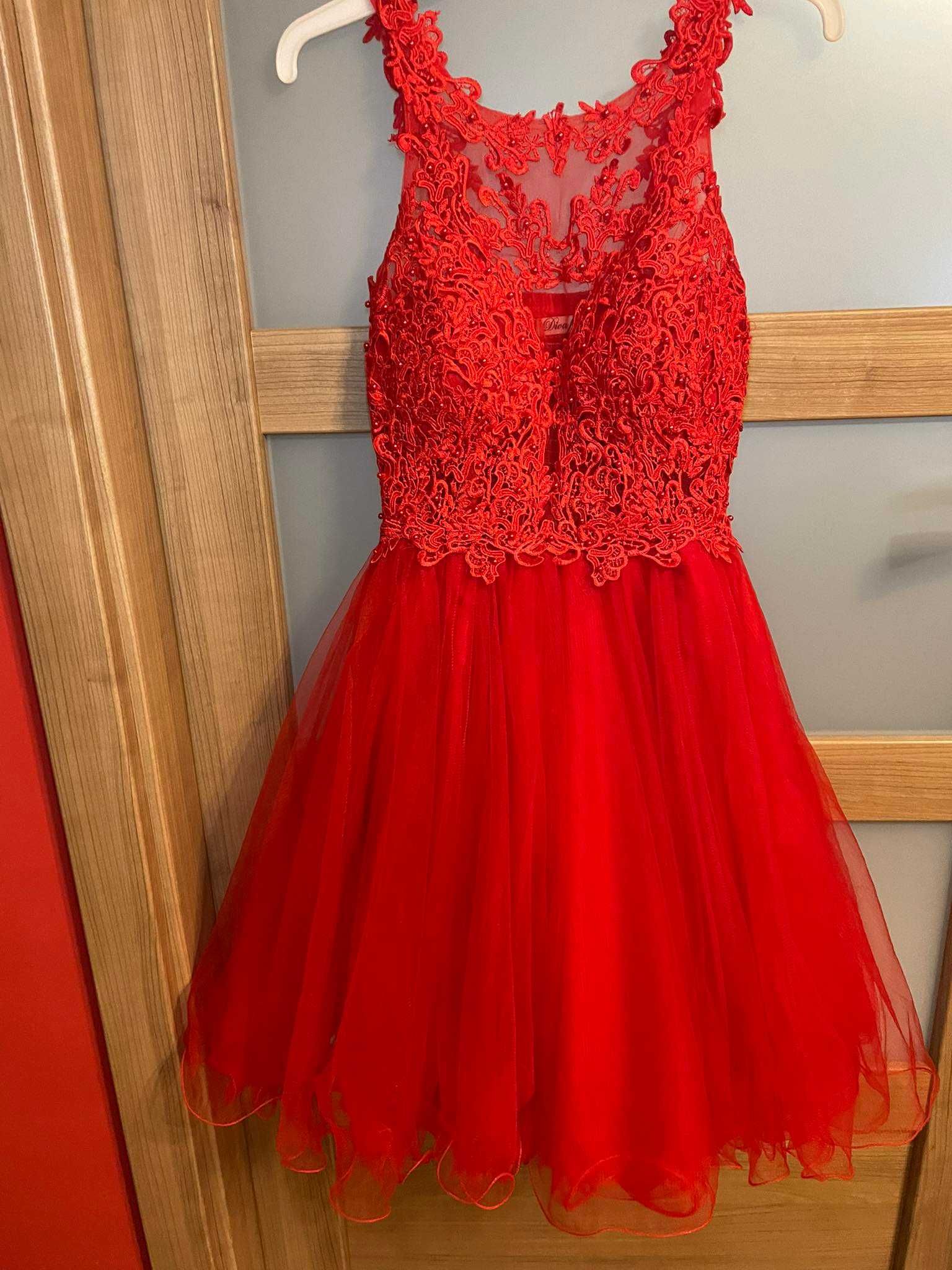 Piękna, czerwona sukienka