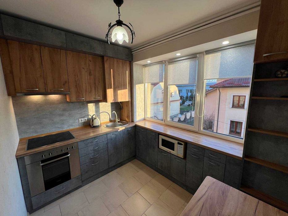 3к квартира біля Ботанічного саду та парку Погулянка, вул. Черемшини