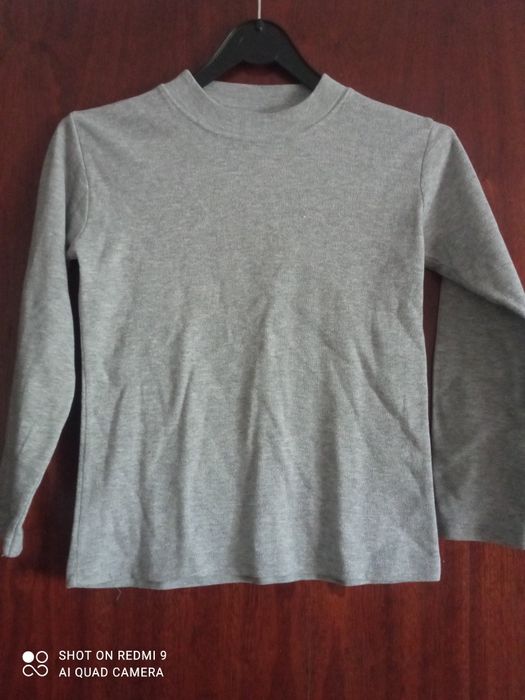 Vendo varias roupas pra pequenas