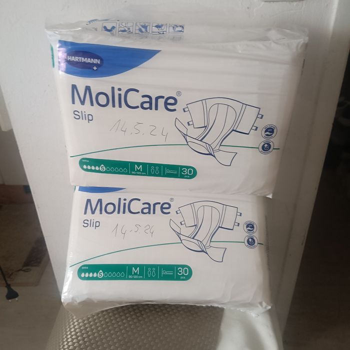 Памперсы размер 90-120 Германия - Франция цена 600 гр за одну пачку