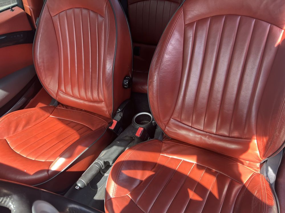 Продам авто Mini Cooper Hatch 2010