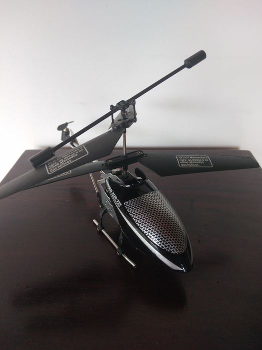 Helicóptero telecomandado, não funciona