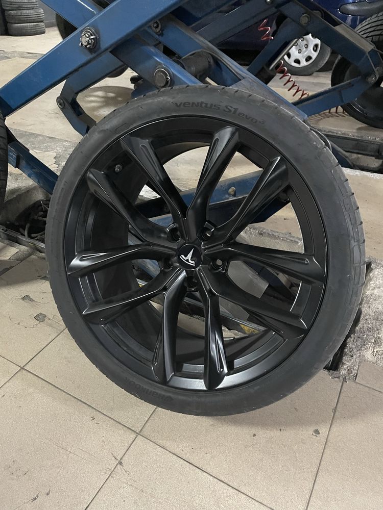 Jantes Tesla - Arachnid 21"