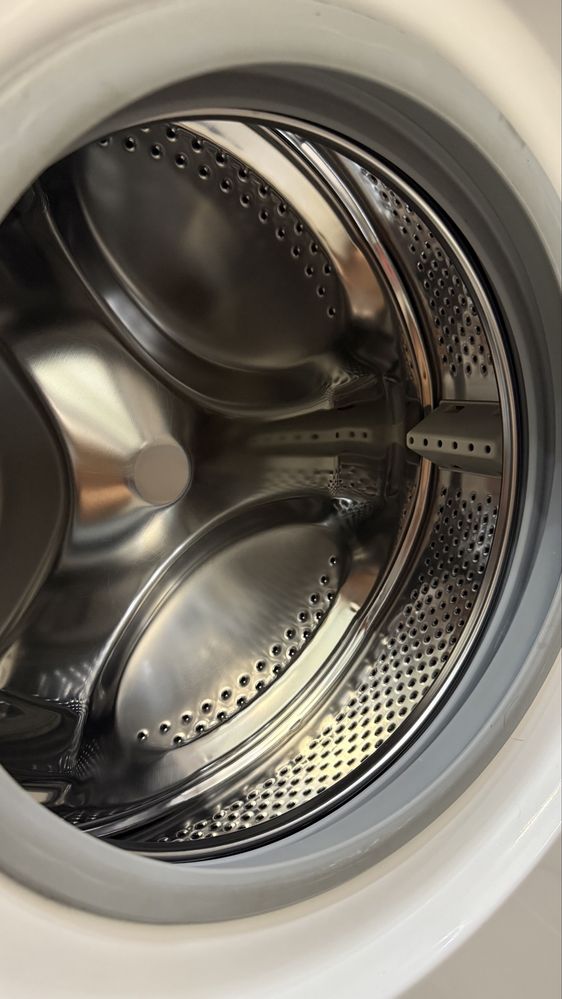 Продам стиральную машинку INDESIT б/у