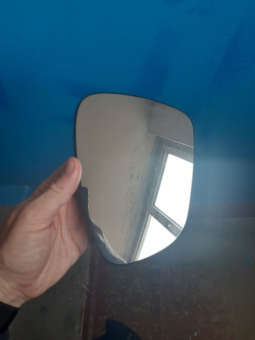 Дзеруало зеркальный элимент Peugeot 508 Citroen