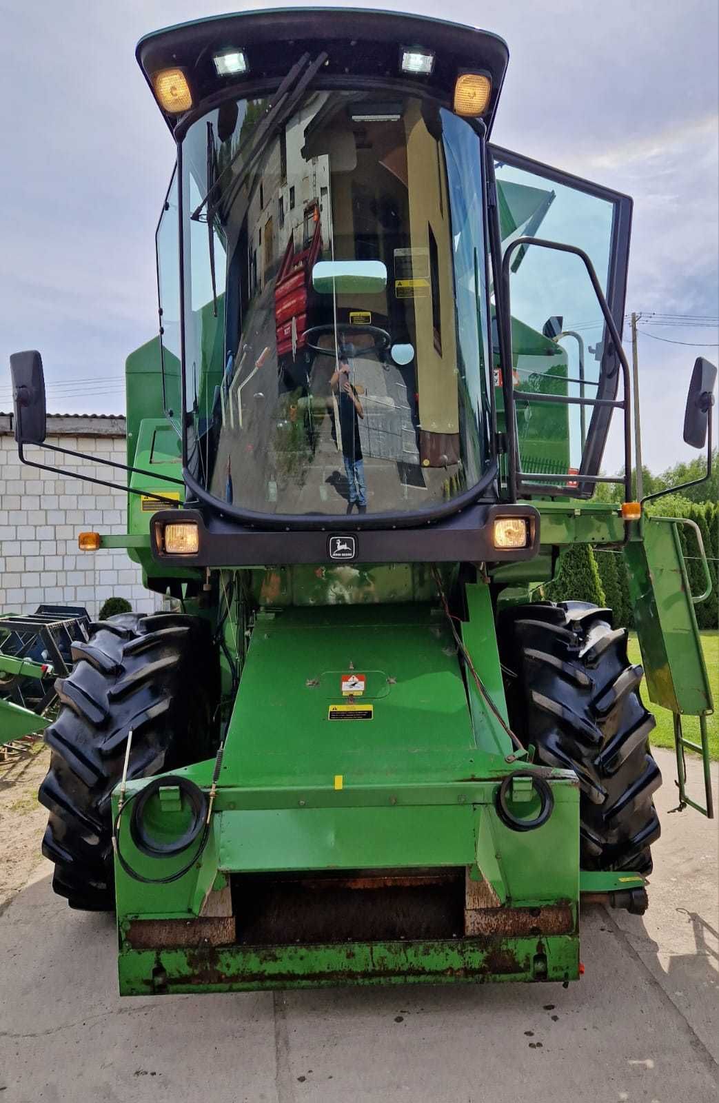 Комбайн John Deere 1155