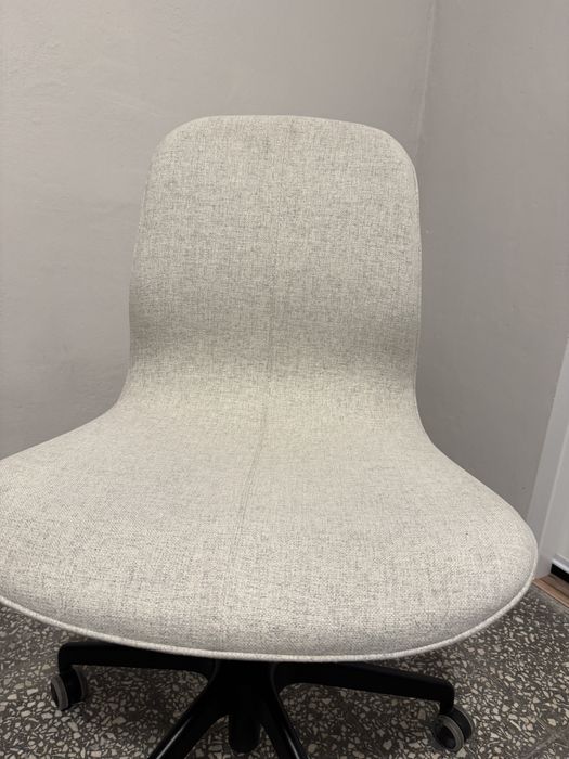 Ikea Krzeslo biurowe LÅNGFJÄLL beżowe
