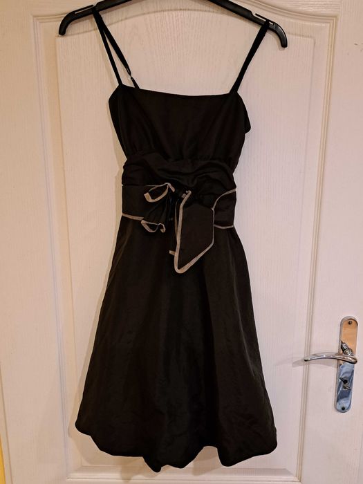 Śliczna sukienka na ramiączkach "Moments" , rozmiar 38 / M