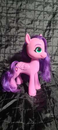 [15] Figurka My Little pony Petals, 20cm / F1776 - HASBRO