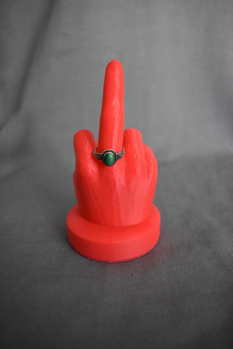 Stojak na pierścionki 3D.