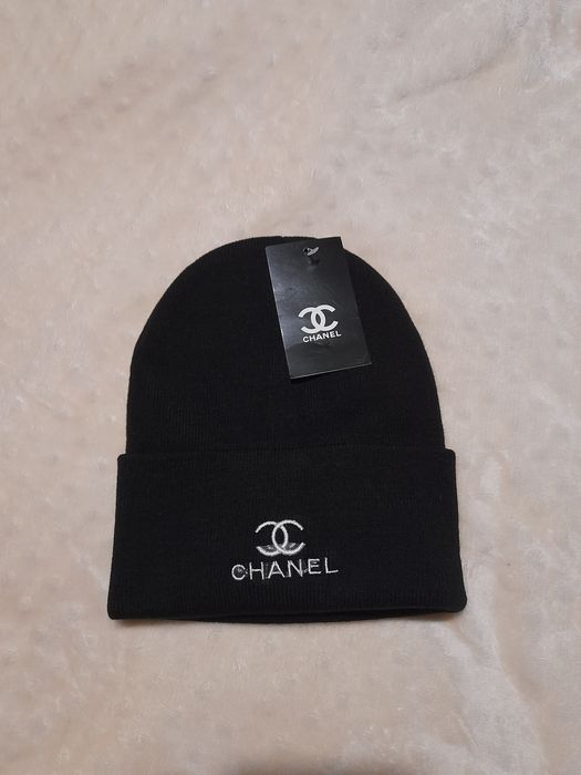 Czapka zimowa czarna nowa damska