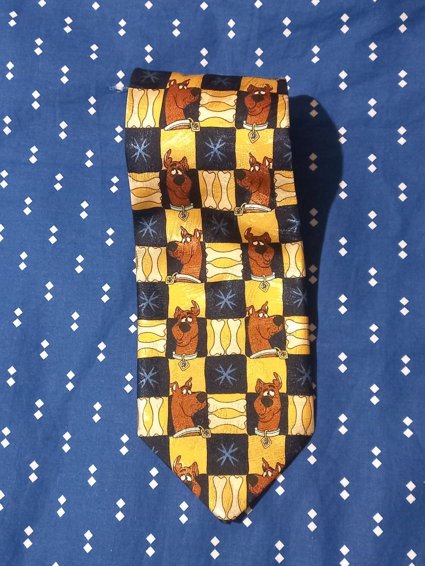 wzorzysty krawat Scooby-Doo od Marks&Spencer