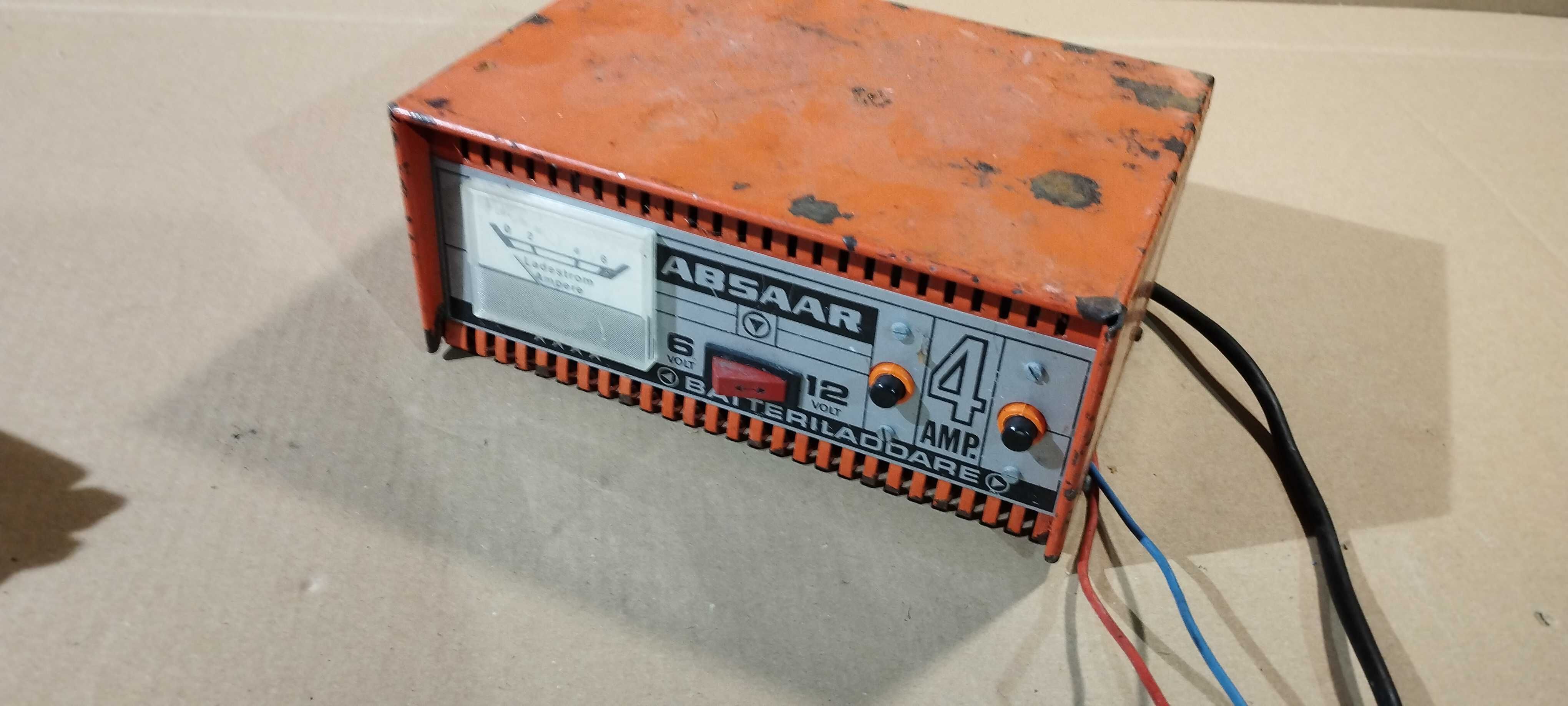 Зарядний пристрій автоакумулятора  Absaar 4А  12V