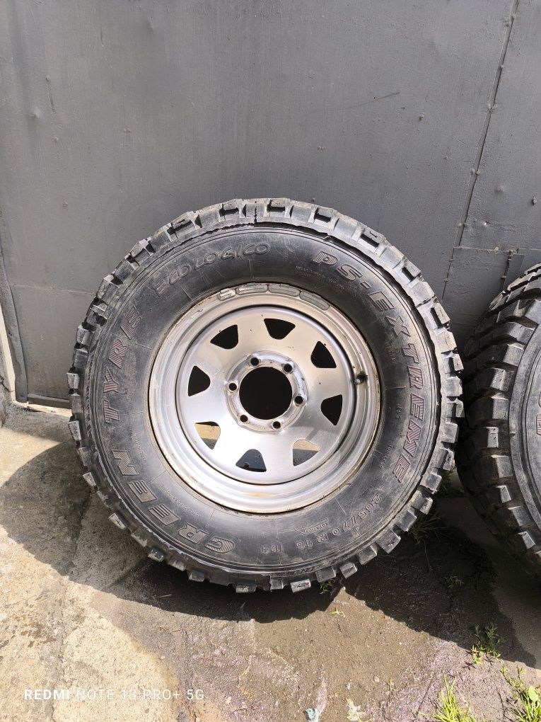 Koła 6x139,7 z oponami MT 265/70/16 na gwarancji.