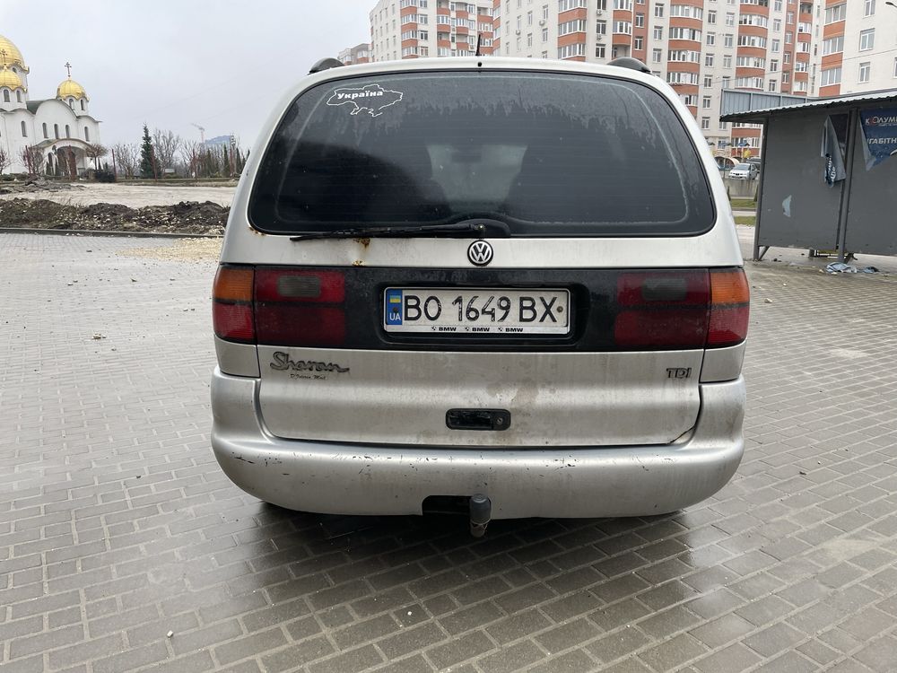 Sharan Volkswagen дизель 1.9