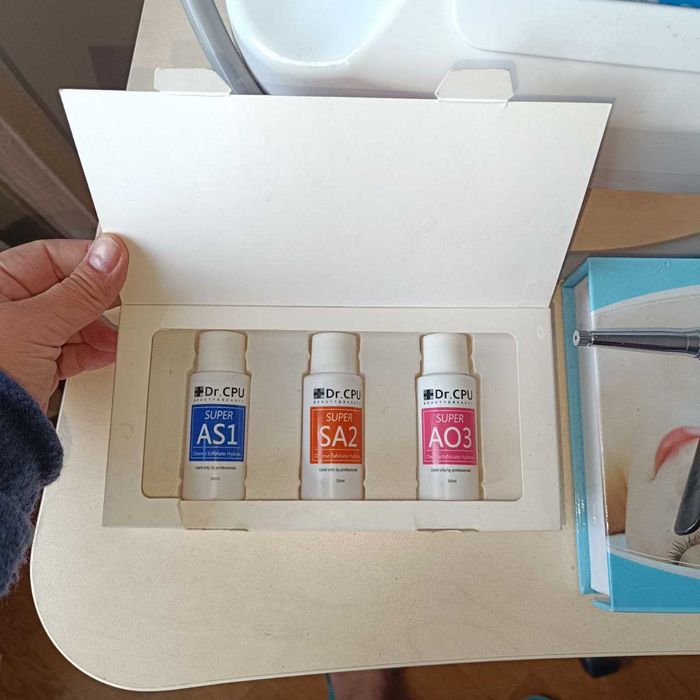 Б/У Апарат Гідропілінг+Киснева Мезотерапія (Барофорез). ТЕРМІНОВО!ТОРГ