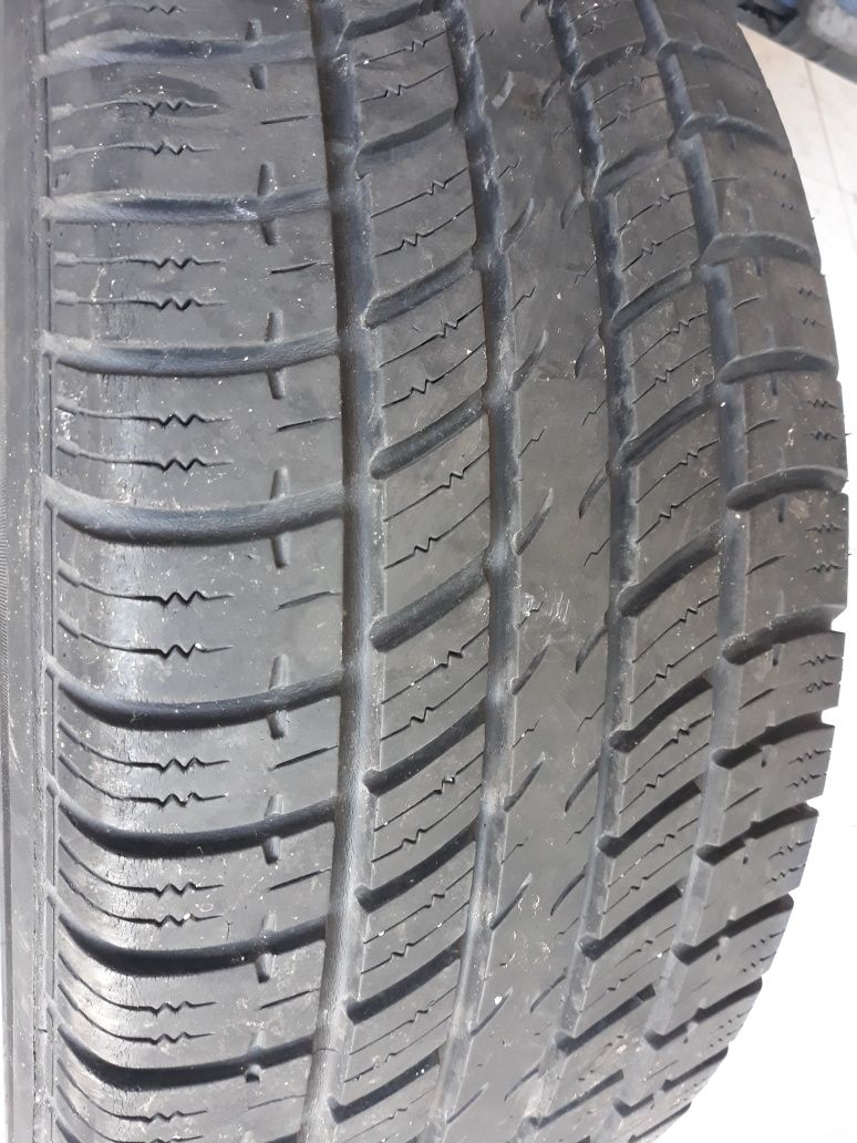 Opona wielosezonowa 225/55r17 UNIROYAL 2018R 7mm