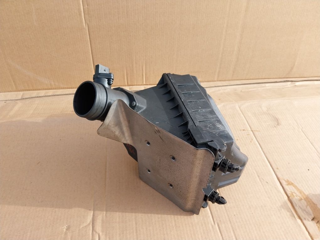 Audi A4 B6 filtr powietrza obudowa filtru przepływomierz kpl 2.0 ALT