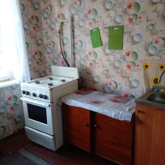 Сдам 2к біля площі Володимтра Великогл
