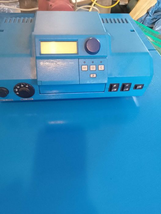 Sprzedam uzywany zeliwny piec olejowy Buderus