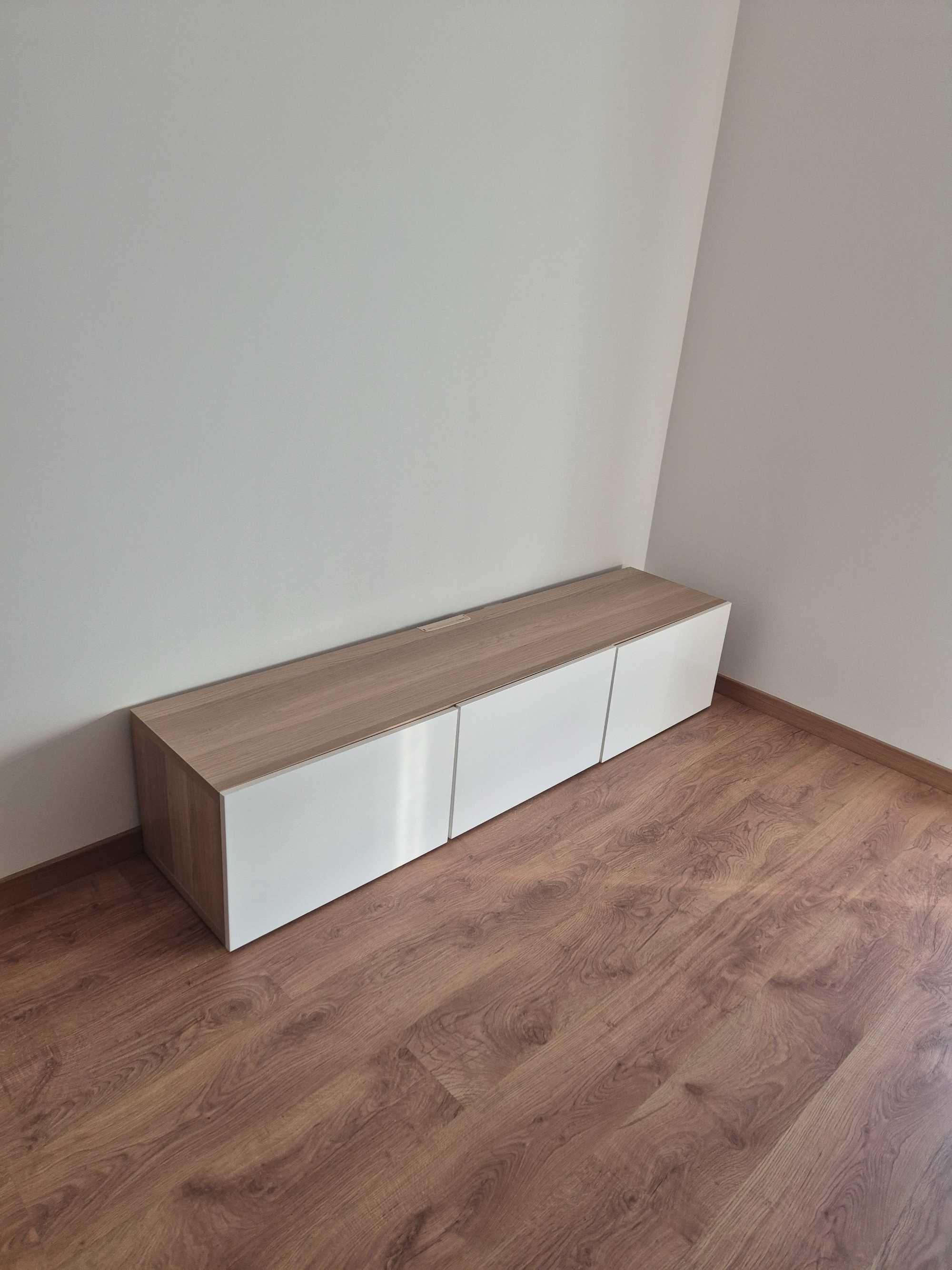 Movel ikea 3 portas