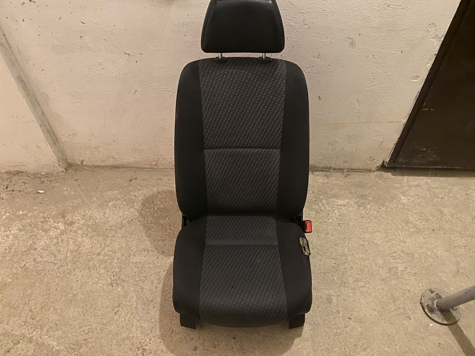 Сидіння Sprinter 906