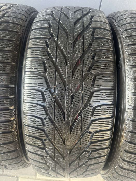 Продам резину 245 55 r19