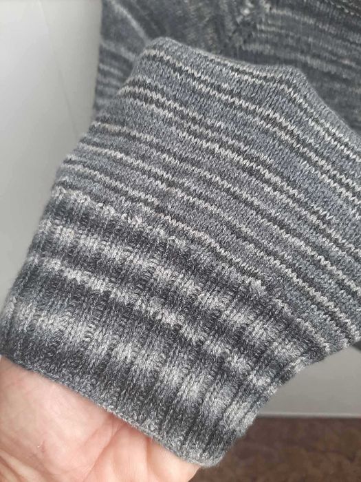 Джемпер укороченный с широкой горловиной, рукав 3/4 (размер М)