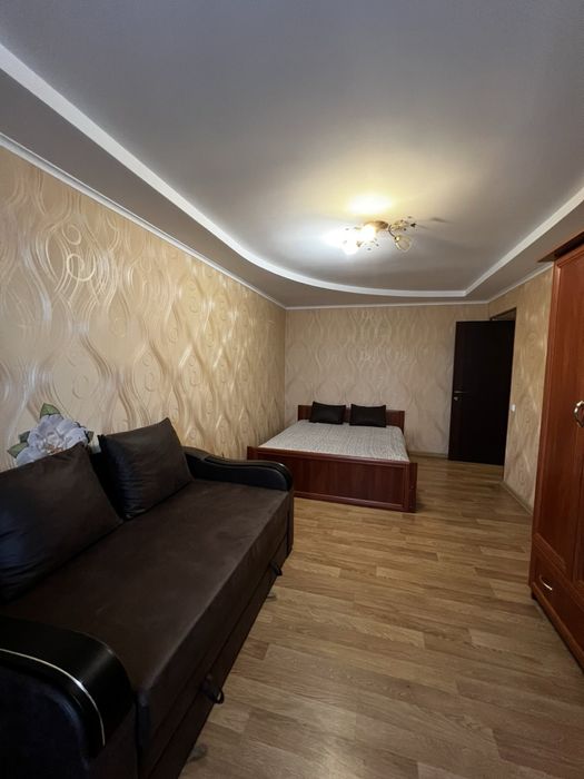 2 км. ВЕЛИКИЙ ВИБІР. По добово. . Центр міста. Жд. Авто вокзали