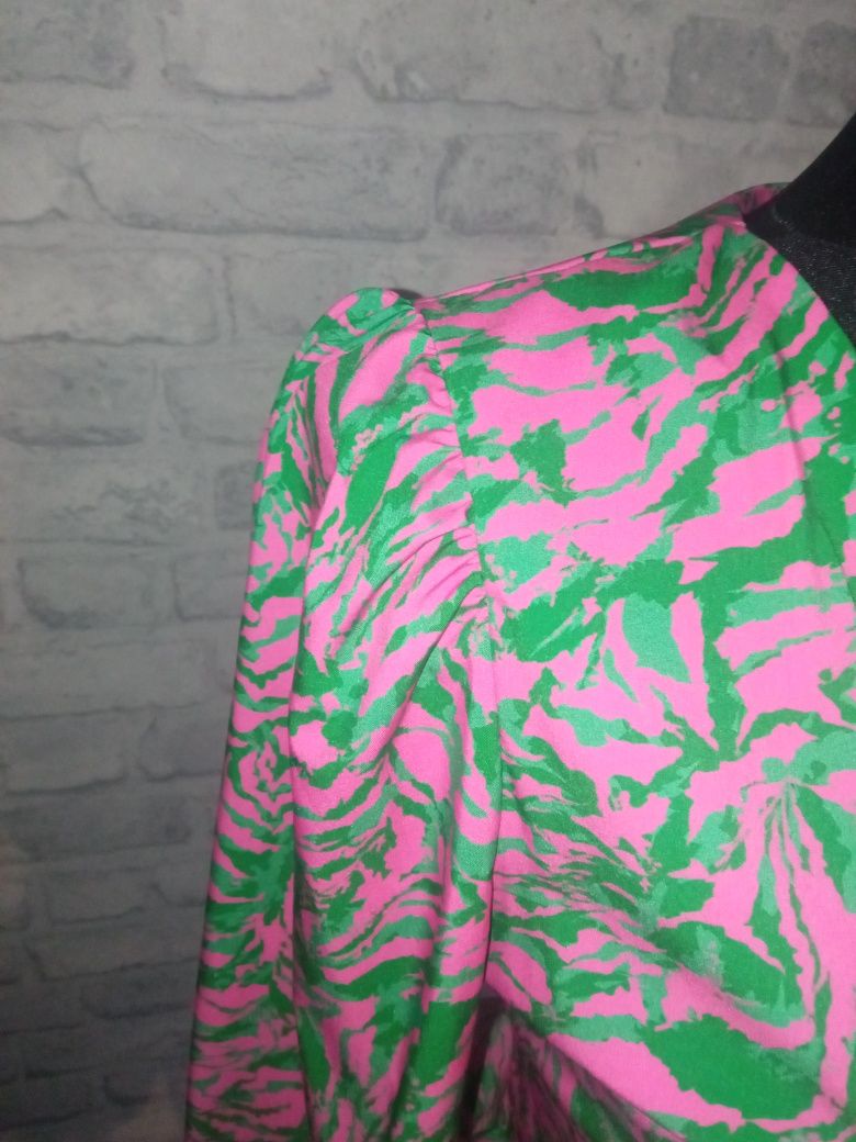 Różowo - zielona bluzka